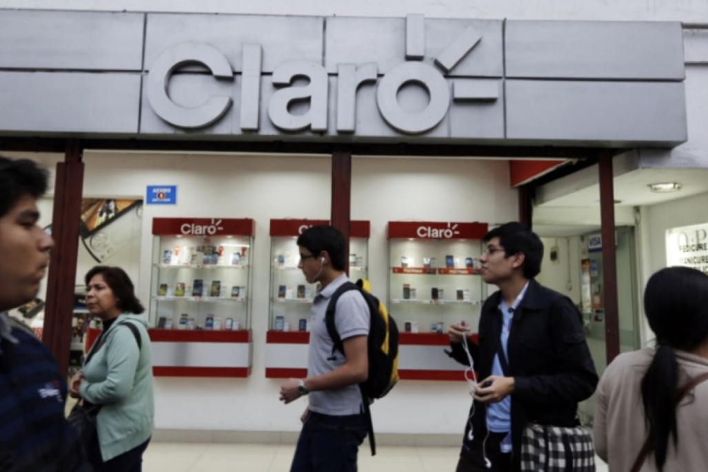 Claro, de América Móvil, estaría abierta a nuevas adquisiciones en Brasil tras acuerdo con Desktop