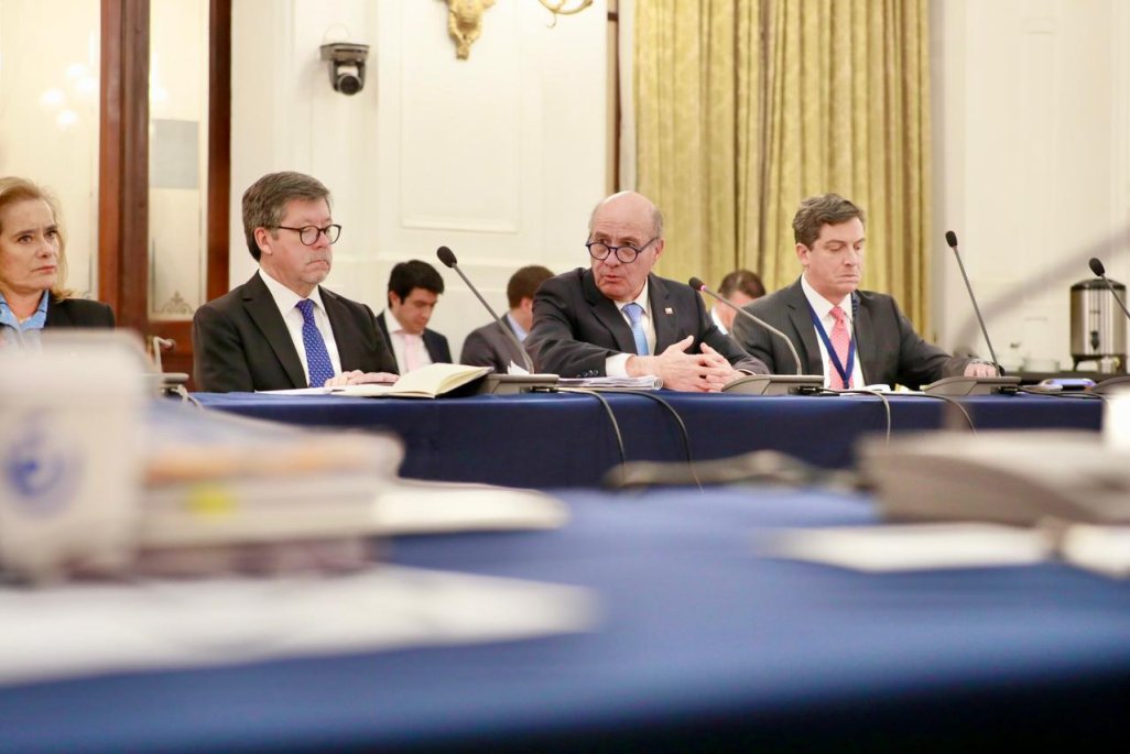 Ley de reactivación y reconstrucción: Hacienda y parlamentarios acuerdan comisión técnica para discutir cifras y Quiroz refuerza defensa al informe financiero