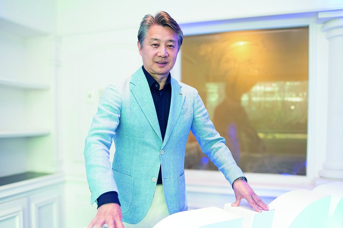 <p>Mr. Tominaga, el ingeniero que reinventó Asics</p>