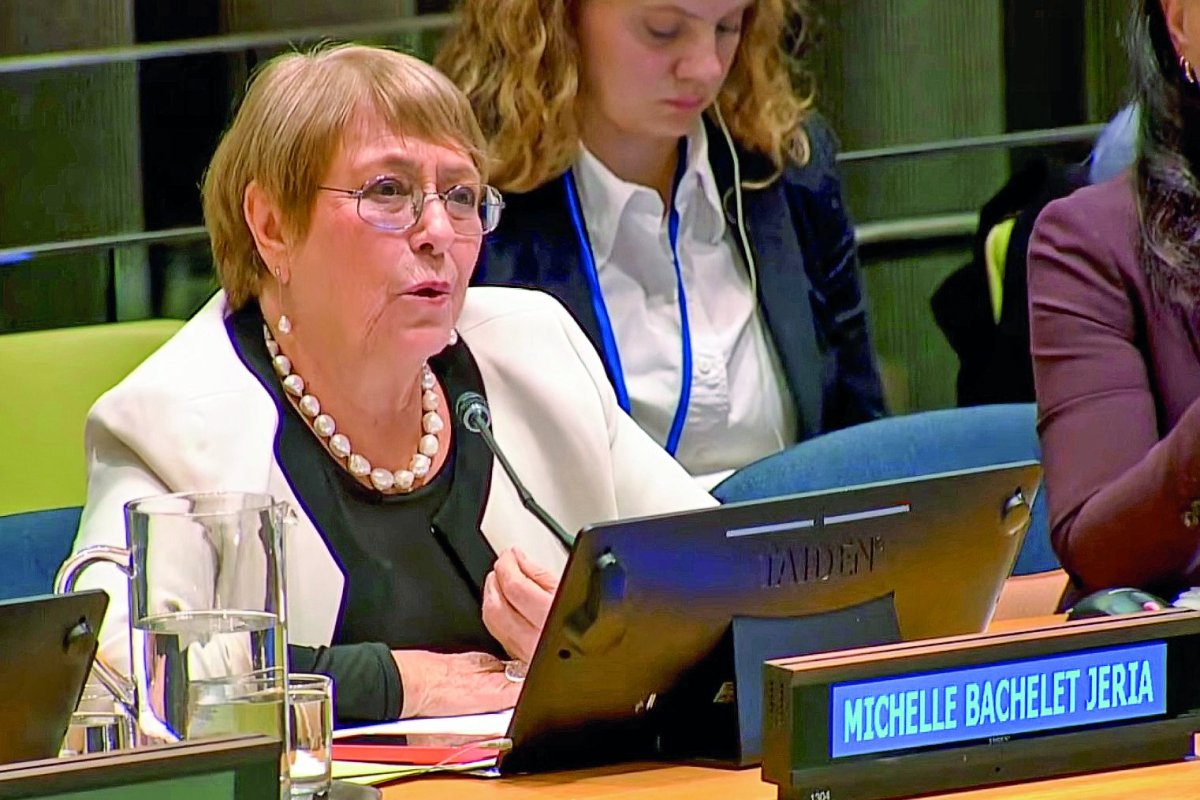 <p>Bachelet volvió a Chile: Qué viene en su campaña después del episodio Cancillería</p>