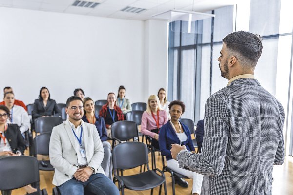 Gobierno busca alternativas para dar continuidad a la capacitación tras eliminación de franquicia Sence