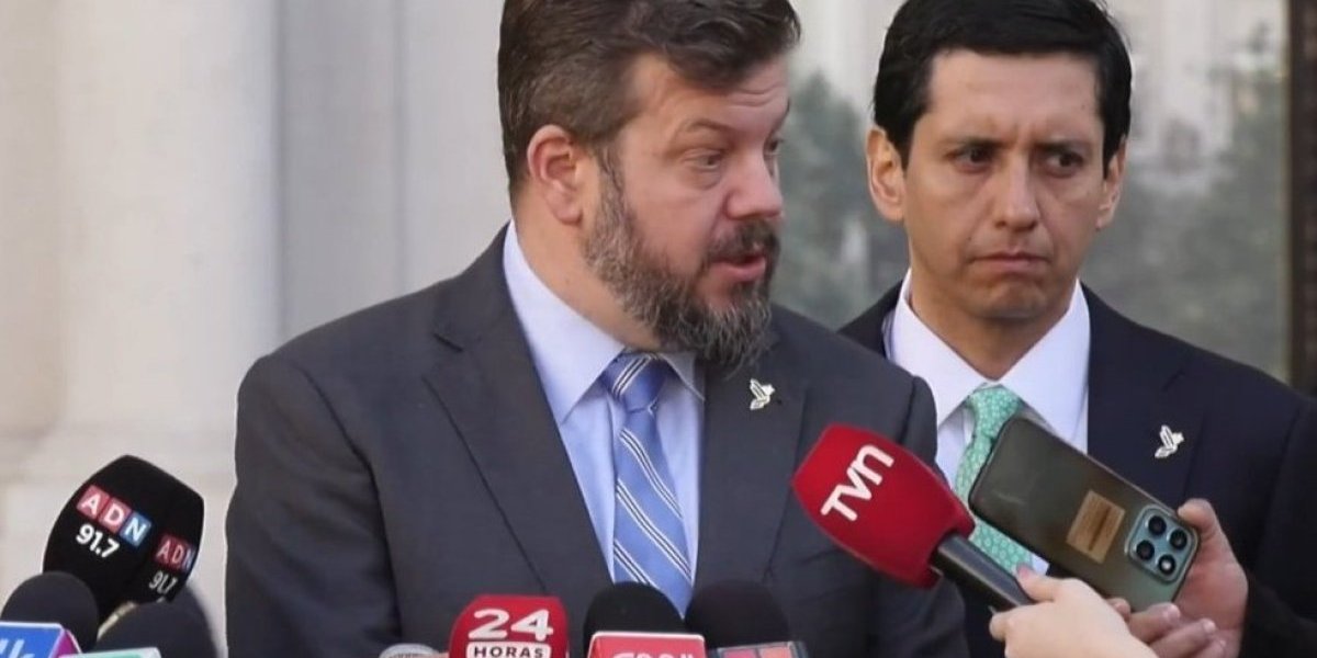 <p>Ahora en DF | Kaiser se reúne con ministro del Interior y destaca apoyo al proyecto de reconstrucción: "Si hubo algún malentendido, ya quedó superado"</p>