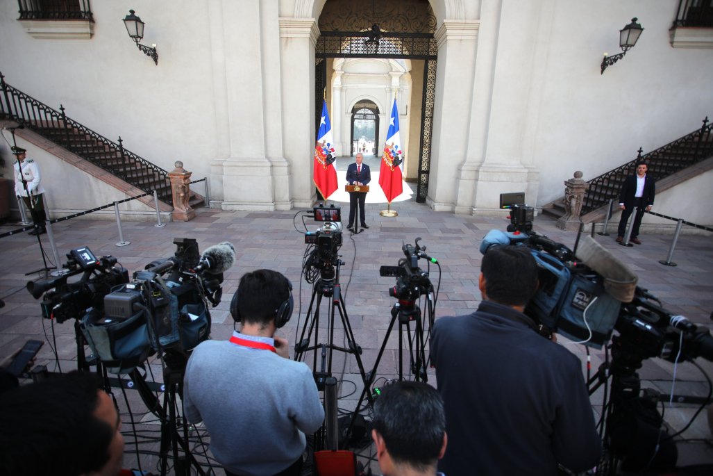 Kast se abre a analizar propuesta del PNL de eliminar contribuciones a nivel general y no solo a adultos mayores