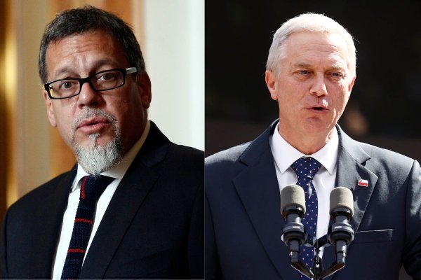 <p>A Lagos Weber no le gustó nada que Kast citara a su padre: “Para parafrasear a Lagos, le faltan centenares de kilómetros”</p>