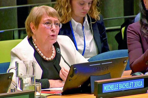 <p>Bachelet volvió a Chile: Qué viene en su campaña después del episodio Cancillería</p>