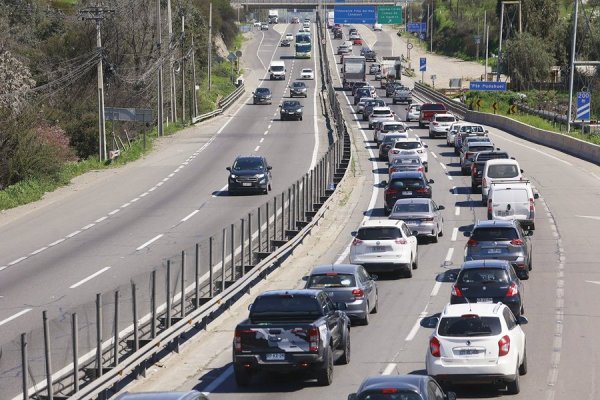 Aseguradoras cerraron 2025 con récord de ventas de pólizas para vehículos: se emitieron más de 4 millones de seguros