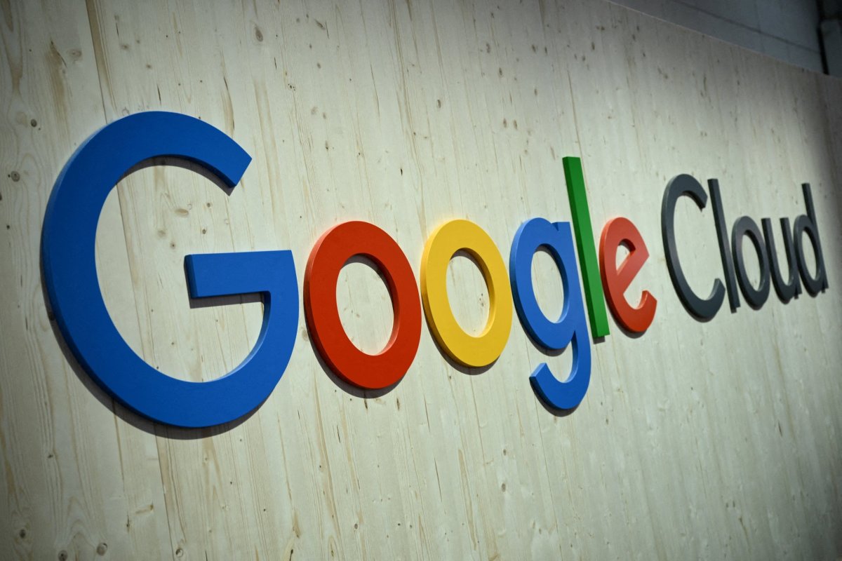 <p>Acciones de Alphabet se disparan tras crecimiento de un 63% de los ingresos de Google Cloud</p>