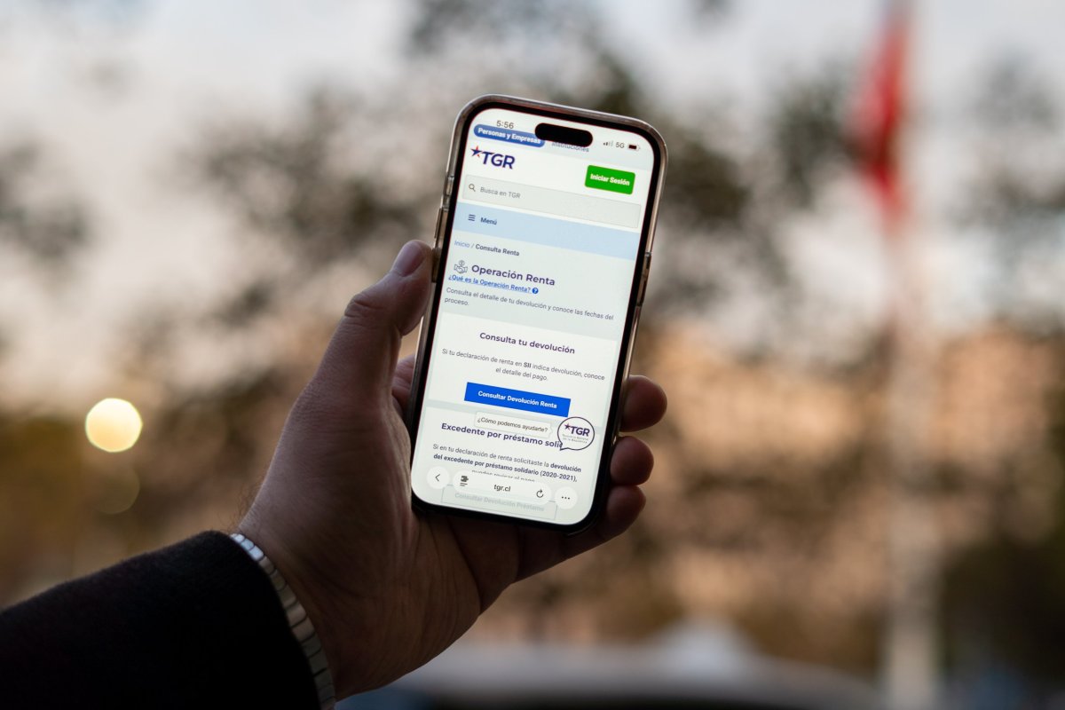 <p>Atentos papitos corazón: Tesorería acumula más de $1.450 millones en retenciones por deudas de pensiones de alimentos</p>