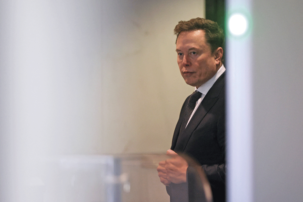 Elon Musk admite que fue “un tonto” al financiar el lanzamiento de OpenAI