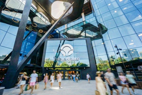 <p>Parque Arauco saca cuentas alegres en el primer trimestre y utilidad total crece 55%</p>