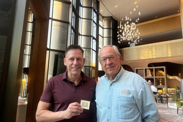 <p>¿Qué habló Peter Thiel con José Piñera en su reunión en Chile?</p>