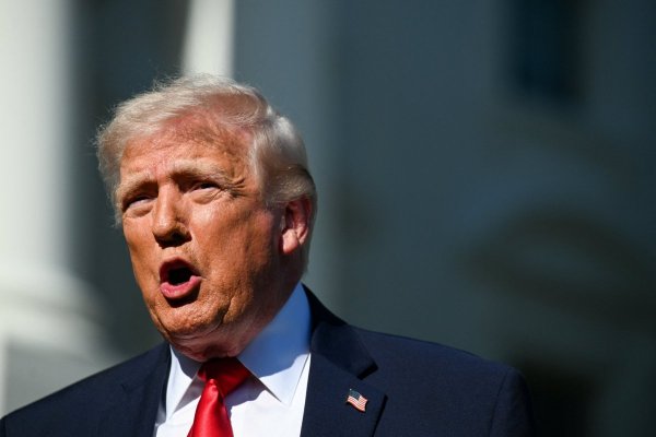 <p>Trump asegura que su guerra en Irán ha finalizado antes de 60 días, y no tienen que pedir permiso al Congreso</p>