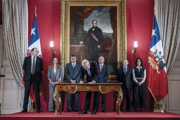 El Presidente Kast firmó el proyecto a mediados de abril. Foto: Presidencia.