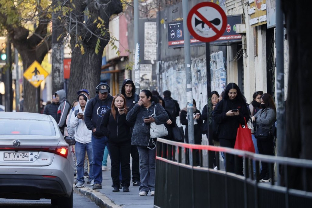 Salario mínimo: Gobierno propone acotada alza de 1,4% y segunda alza en 2027 por IPC