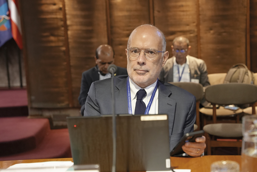 <p>Rodrigo Valdés, director del Departamento de Asuntos Fiscales del FMI en el Seminario Fiscal Regional de la CEPAL</p>