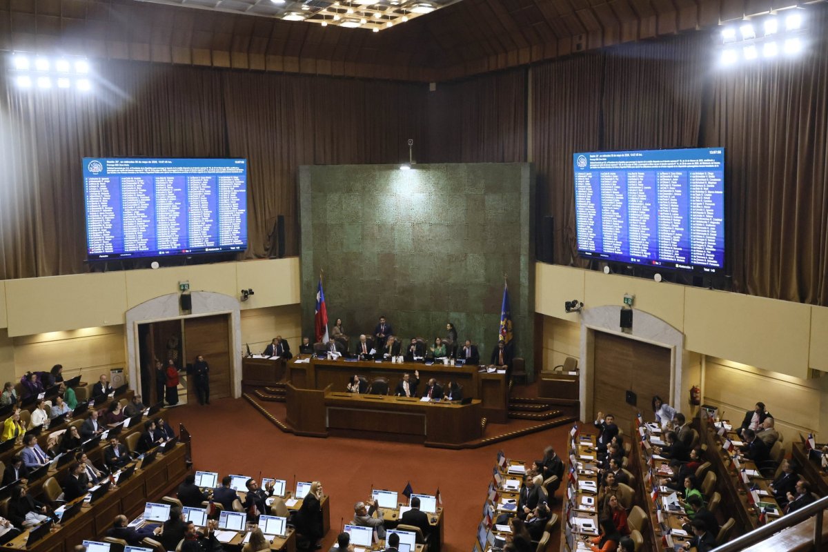<p>Vuelco en acuerdo del PDG: diputados anuncian rechazo al proyecto de reactivación del gobierno</p>