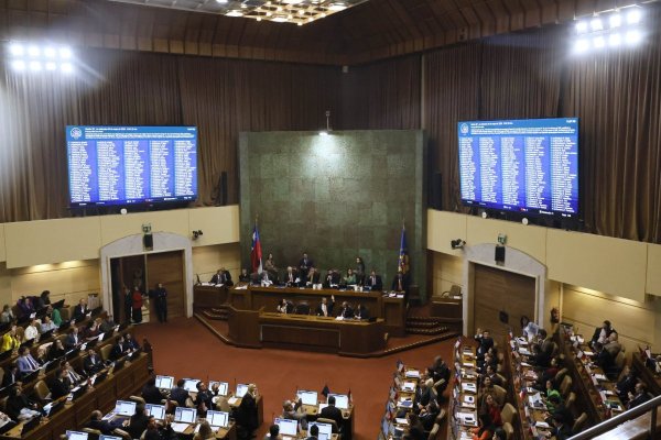<p>Vuelco en acuerdo del PDG: diputados anuncian rechazo al proyecto de reactivación del gobierno</p>