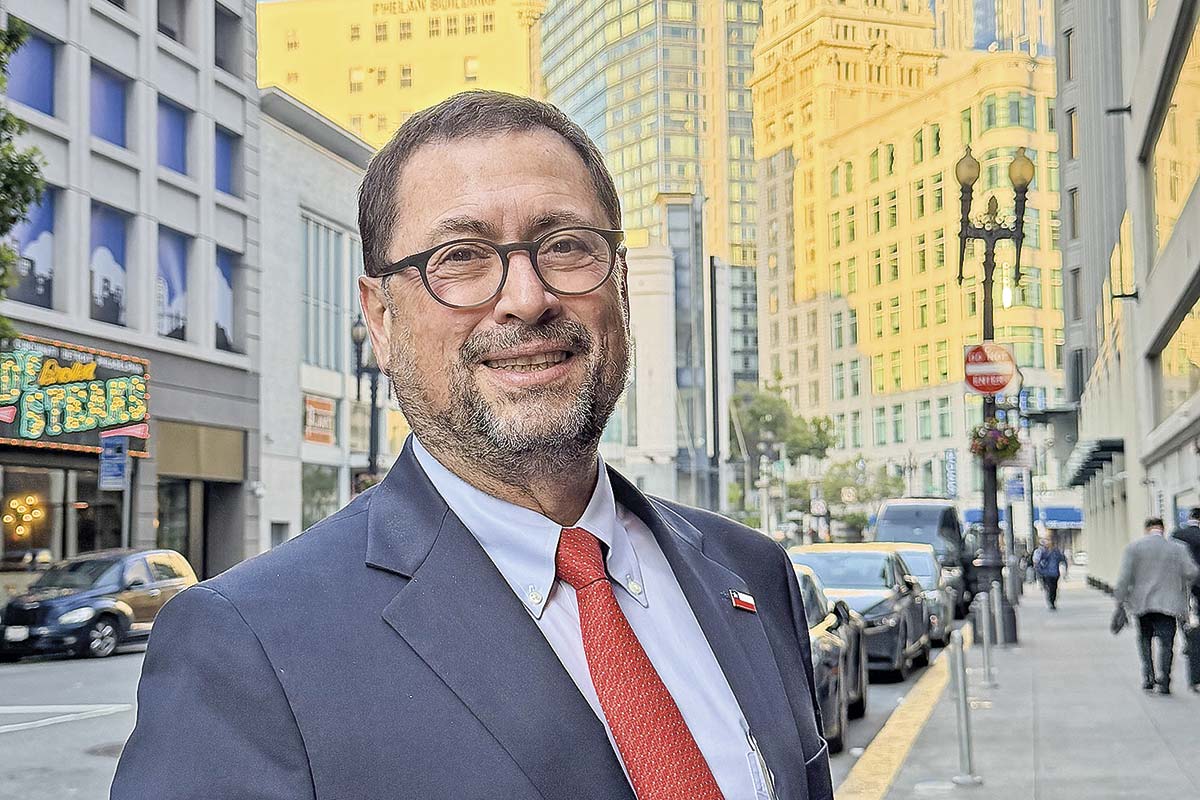 <p>Francisco Pérez Mackenna, ministro de Relaciones Exteriores, tras gira por Silicon Valley: “Estamos trabajando con estas compañías para crear las condiciones que permitan que el ecosistema de IA exista en Chile”</p>