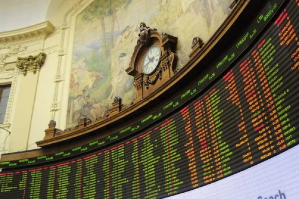 <p>Las 5 acciones para tener en el radar en mayo</p>