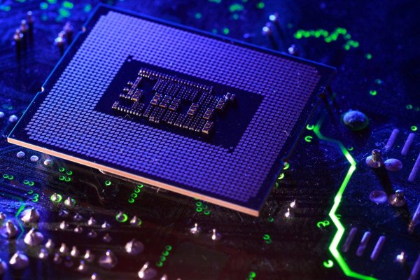 <p>Apple e Intel llegan a un acuerdo preliminar para la fabricación de chips</p>