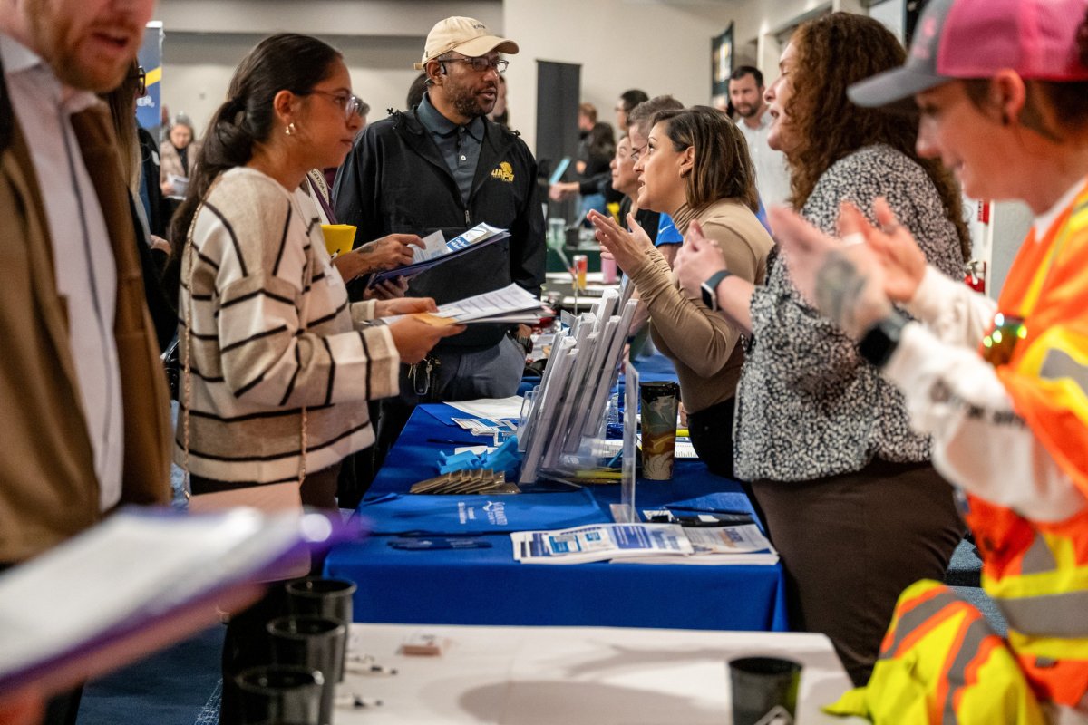 <p>Creación de empleo crece más de lo esperado en Estados Unidos durante abril</p>