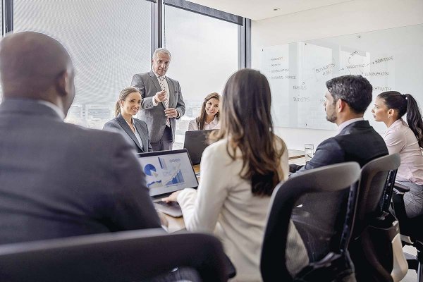 <p>Zoom a las juntas de accionistas 2026 de las empresas IPSA: representación femenina llega a 56 cargos</p>