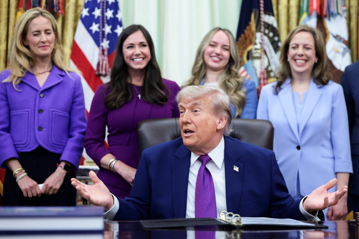 <p>Trump encabezó una ceremonia sobre salud maternal en el Salón Oval de la Casa Blanca. (Foto: Reuters)</p>