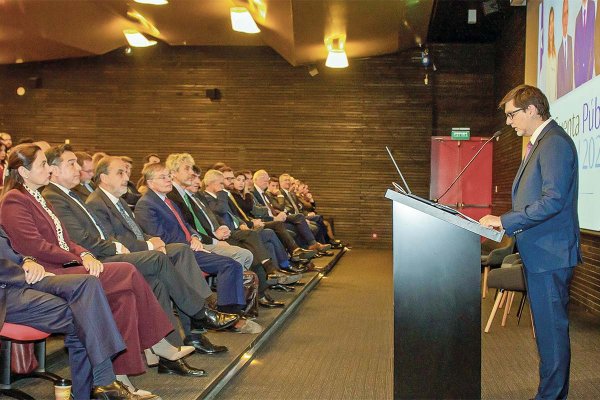 Presidente del TDLC endurece alerta por recortes presupuestarios: "El papel de Chile como referente en materia de competencia en la región se ve reducido"