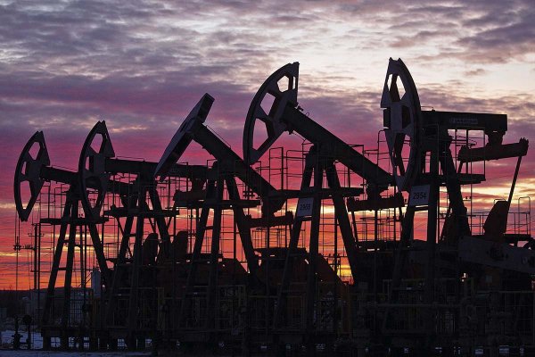 Tras un buen fin de año, incertidumbre económica vuelve a subir en el país con la guerra como protagonista