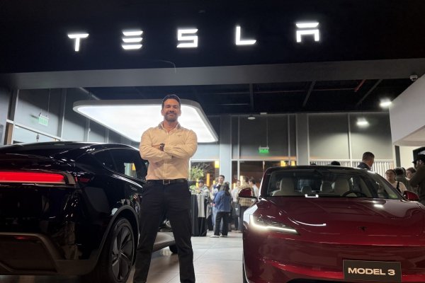 <p>Tesla inaugura en Concepción su primera tienda en regiones y anuncia un segundo local en Santiago para agosto</p>