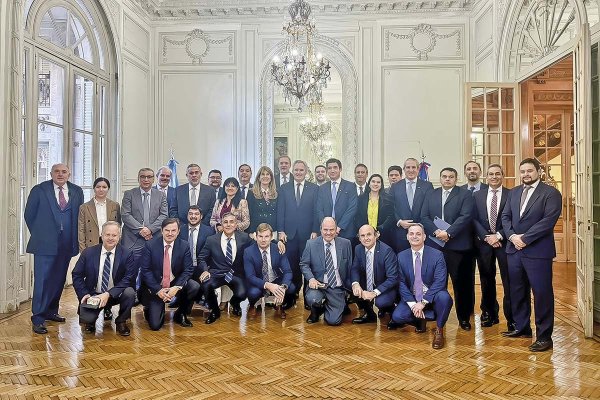 Chile y Argentina retoman conversaciones para un acuerdo de integración energética