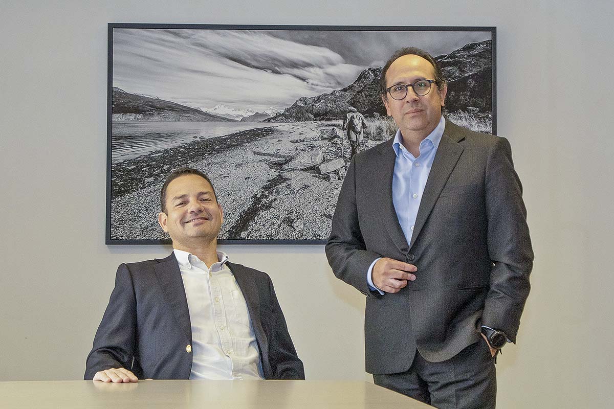 <p>PABLO JAQUE Y LUIS FERNANDO PÉREZSOCIOS DE SINGULAR AGF</p>