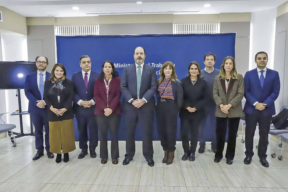 <p>Mesa de reactivación laboral ha recibido 20 propuestas en su primera semana de funcionamiento</p>