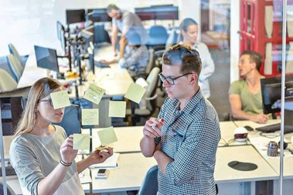 <p>Industria fintech entra a su "quinta era" y mercado global podría alcanzar US$ 2 billones hacia 2030, según McKinsey</p>