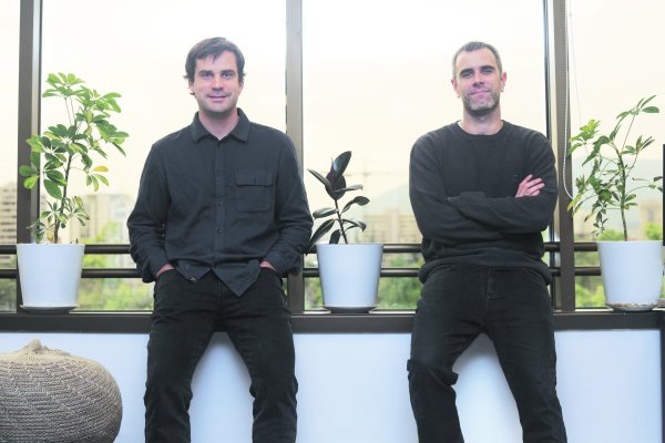 <p>Olivo Capital, Jaime Arrieta (Buk) y Alfonso Eyzaguirre (JP Morgan) entran a la ronda semilla de US$ 1 millón de Finapsys</p>