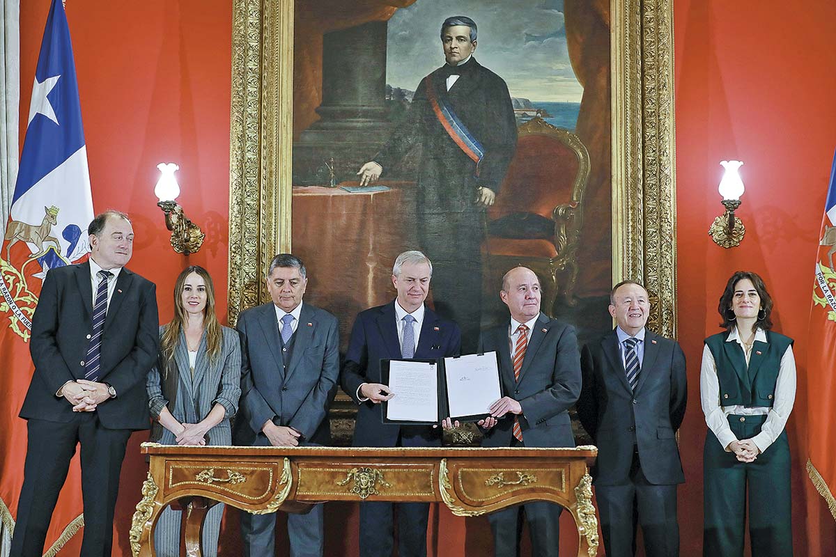 <p>Foto: Ministerio de Hacienda</p>