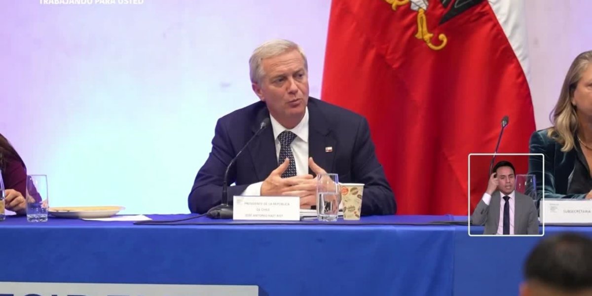 <p>Ahora en DF | Kast tras nombramiento de Bernardo Fontaine en Codelco: "Esperamos que los nuevos directores tomen medidas muy concretas"</p>
