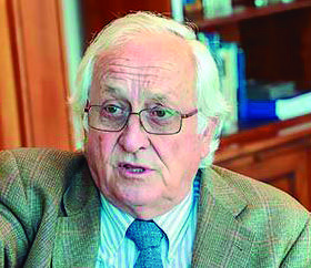 Foto del personaje del parqué embebida