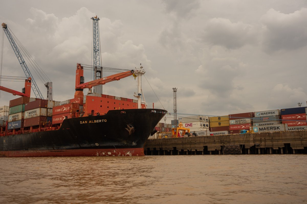 <p>Dos gigantes navieras suspenden las reservas con destino a Cuba tras decreto de EEUU</p>