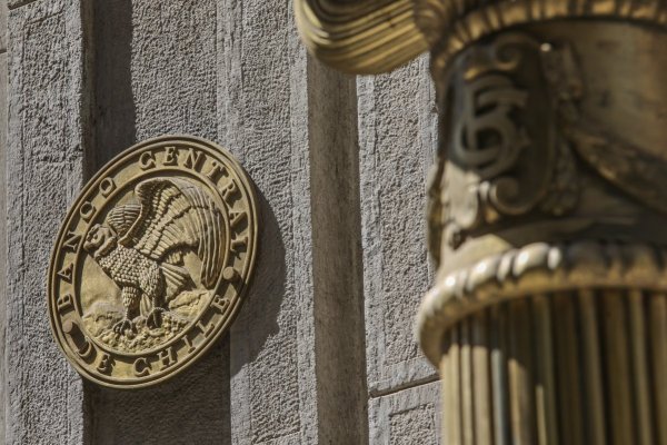 <p>Banco Central aumenta exigencia de capital contracíclico a los bancos de 0,5% a 1% por riesgos globales</p>