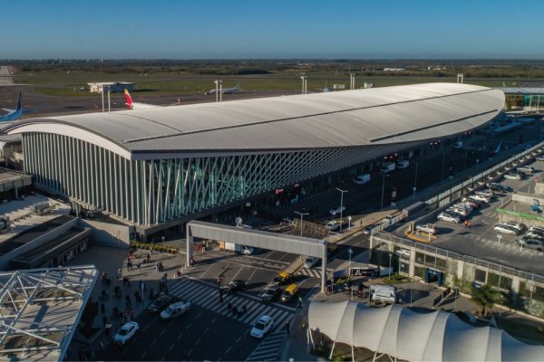 <p>Obras en el Aeropuerto Internacional Ezeiza obligan a aerolíneas a suspender vuelos, sumar escalas y ajustar operaciones</p>