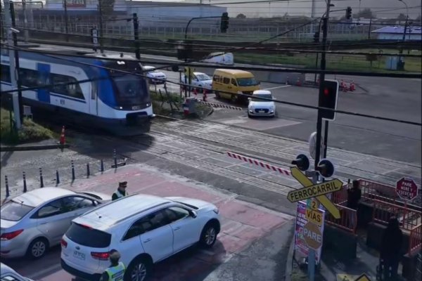 Gobierno Regional del Biobío descarta soterrar cruces ferroviarios de Línea 2, pero alcalde de San Pedro de la Paz insiste en que debe ser prioridad
