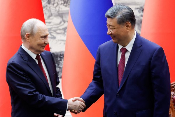 <p>Xi y Putin celebran alianza chino-rusa y firman cerca de 40 pactos para estrechar sus lazos</p>