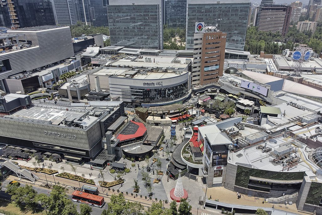 Parque Arauco en búsqueda de capital y el mercado la premia con alzas en su precio objetivo