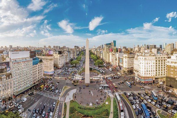 <p>Mercado de capitales de Argentina gana profundidad de la mano de Milei: banca tradicional vuelve a prestar y crece la bolsa</p>