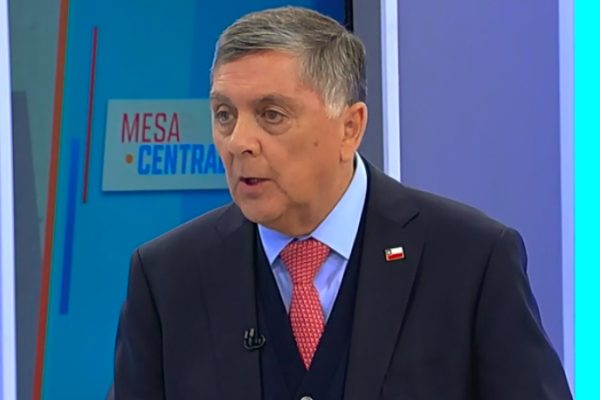 Biministro Alvarado se abre a tramitar megarreforma más allá de junio e insta a la oposición a presentar propuestas
