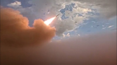 <p>Ahora en DF | EEUU lanza "ataques en defensa propia" contra embarcaciones y bases en el sur de Irán</p>