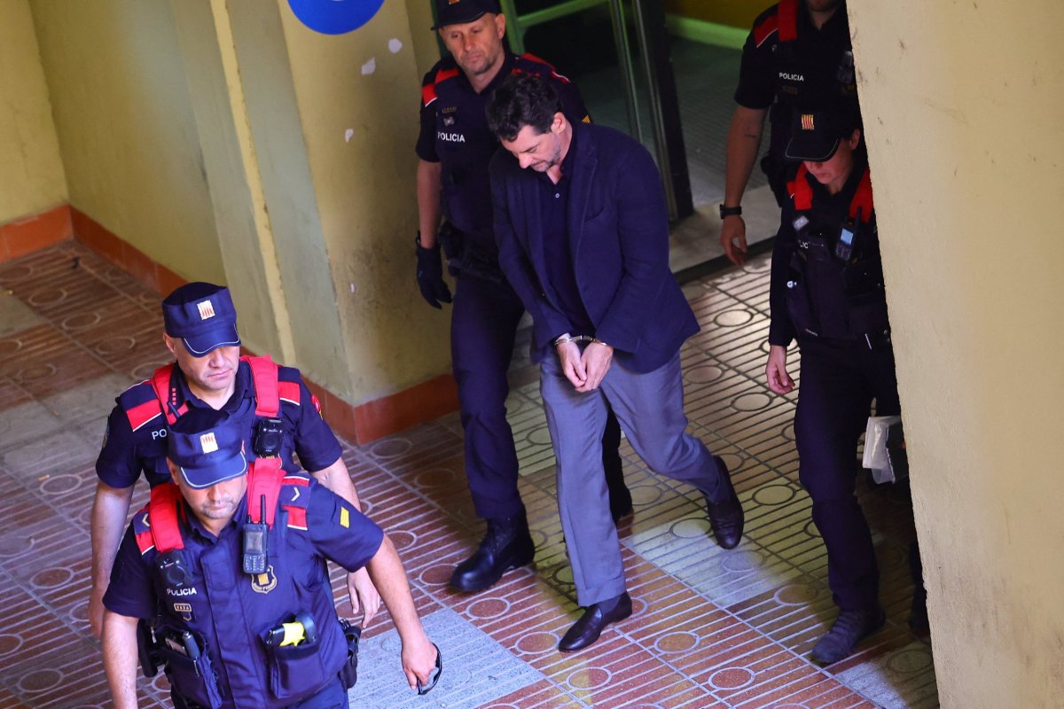 <p>Jonathan Andic, heredero de Mango, renuncia en medio de la investigación sobre la caída mortal de su padre</p>