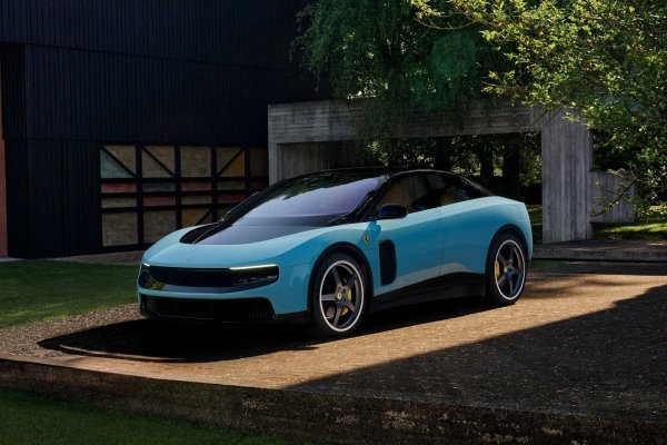 <p>Las acciones de Ferrari se desploman tras la decepción por el diseño de su primer modelo totalmente eléctrico: críticos lo comparan con vehículos "masivos"</p>