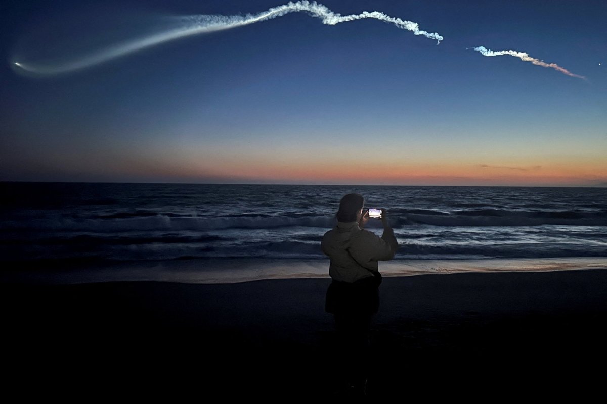 <p>El Pentágono se enfrenta a SpaceX por el aumento de precio de Starlink durante la guerra con Irán</p>